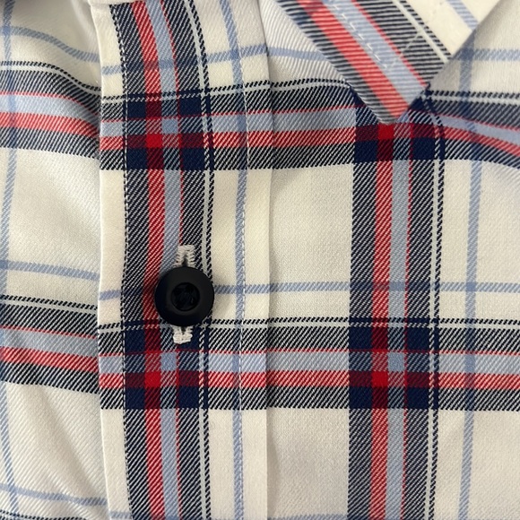 UNTUCKit NEW NO TAGS Mens XXL slimfit  wrinkle free long sleeved plaid shirt - Picture 4 of 4